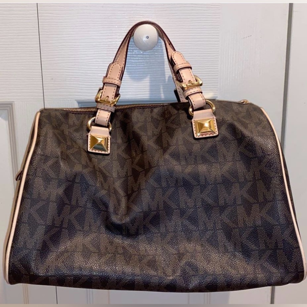 Michael Kors Grayson Medium Logo Satchel - Picture 2 of 3